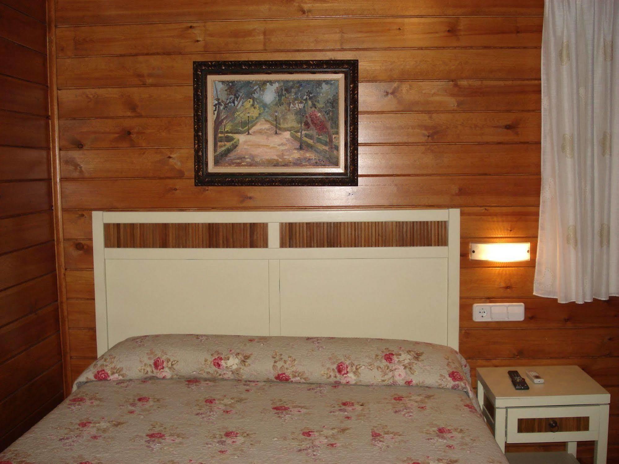 El Raco De La Pintora "Adults Only" Hotel Alberic Ngoại thất bức ảnh